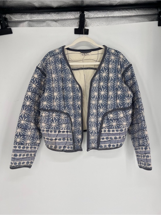 We The Free Jackets & Blazers - Free People Blue Starburst Pattern Open Quilted Bohemian Cropped Jacket S